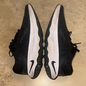 Nike Motiva Walking Black Sneakers Men’s Size 10 Used